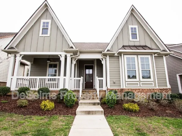 3125 Hazelton Dr, Thompsons Station, TN 37179