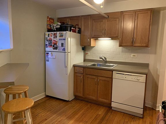 5th image of 1123 W Montana St #G