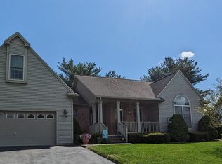 130 Saint Andrews Way, Etters, PA 17319
