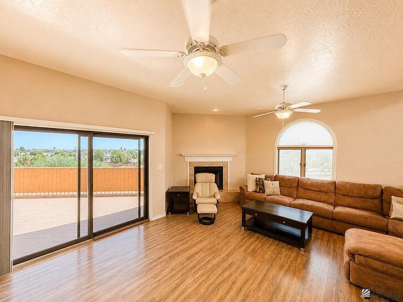 4th image of 2092 S Terrace Way