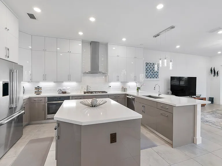 10585 Cobalt Ct — Photo 21