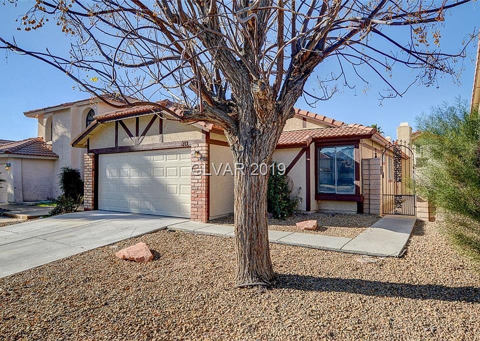1st image of 781 Summer Heights Ln