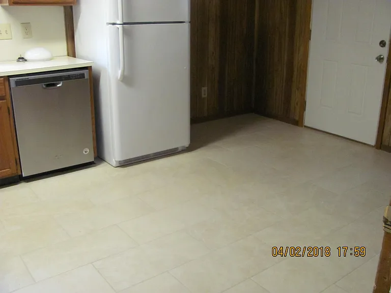739 York Ave S — Photo 7