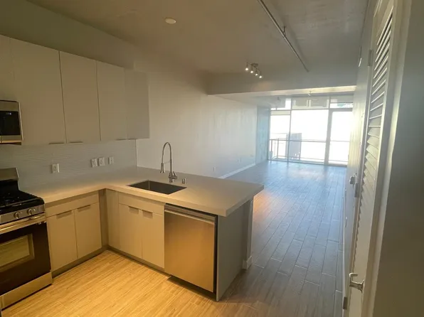 353 E Bonneville Ave Unit 405, Las Vegas, NV 89101