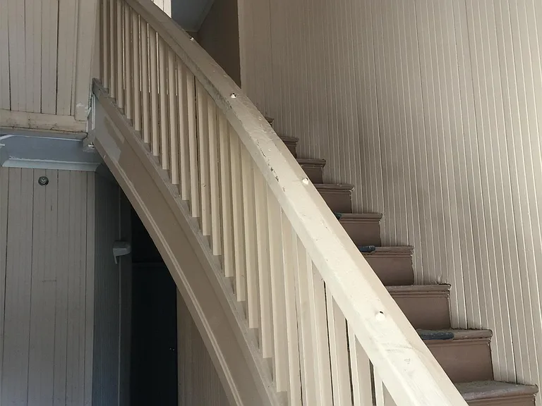 542 Privilege St #1R — Photo 6
