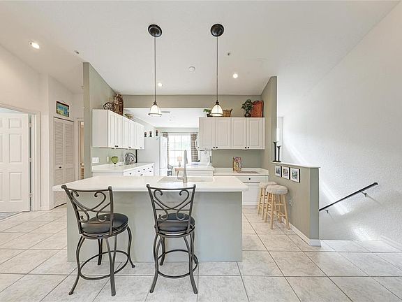 3rd image of 6821 FAIRVIEW TERRACE #6821