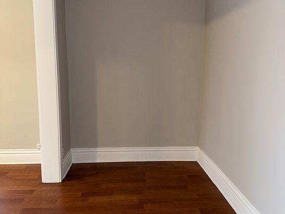 5th image of 137 N East Ave