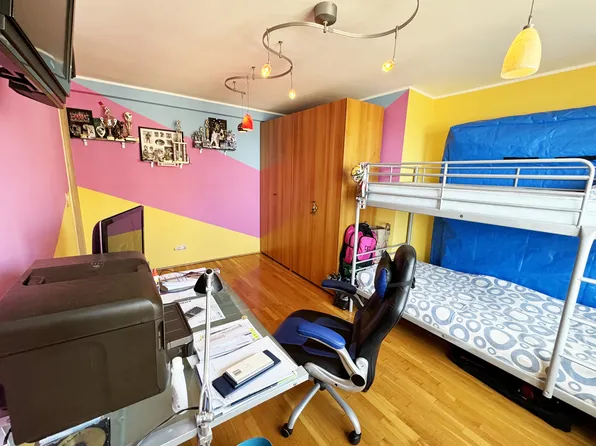 601 Surf Avenue image 12 of 23