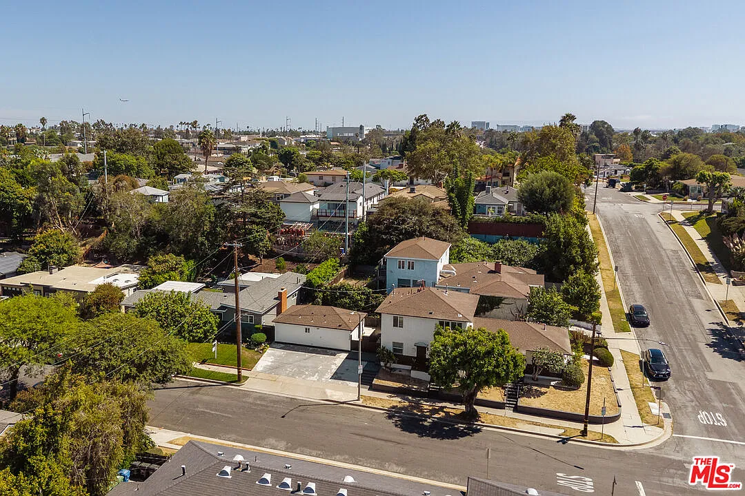 1 bed, 1.0 bath, 600 sqft, $3,500 — Photo 1