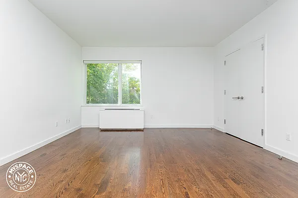 Rented by MySpaceNYC | media 8