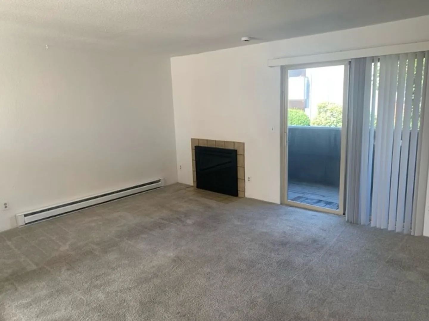 9925 Everett (Wildwood) — Photo 3