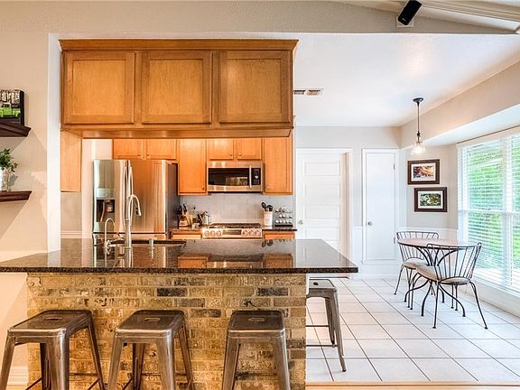 4th image of 8401 Millway Dr