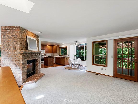 5th image of 6302 77th Ave NW