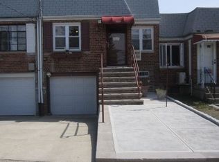6203 65th St, Middle Village, NY 11379