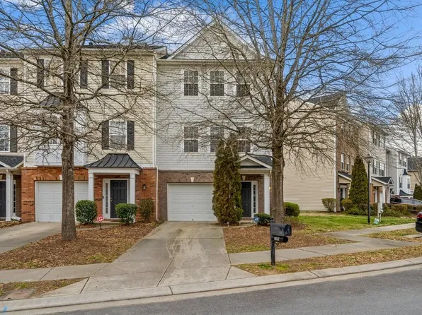 9653 Walkers Glen Dr, Concord, NC 28027