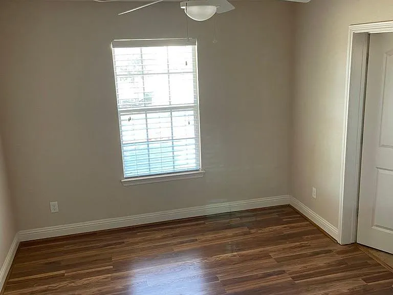 Bedroom 2 Access to jack and jill Bathroom
