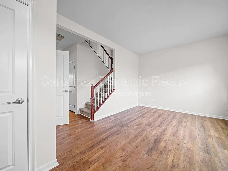 1793 Mill Creek Ln SW — Photo 4