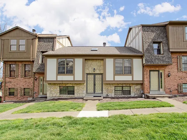 2 Fairgreen Cir, Fairfield, OH 45014