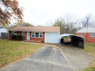 414 Doggett Dr, Graham, NC 27253