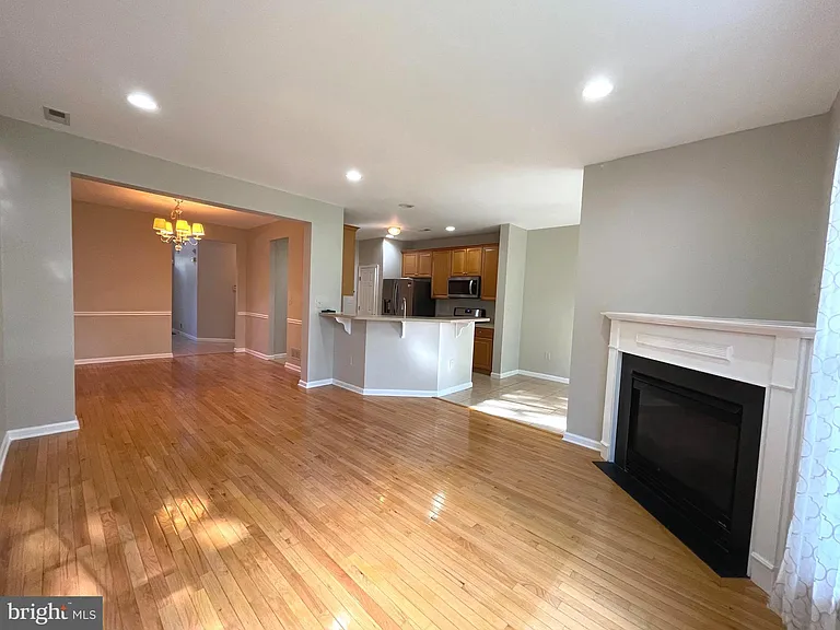 36 Hoover Ave — Photo 7