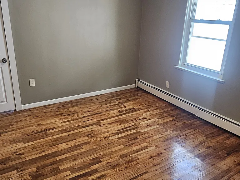 5230 Hunter Ave — Photo 6