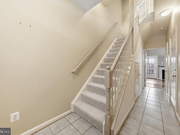 4th image of 3605 12th St S