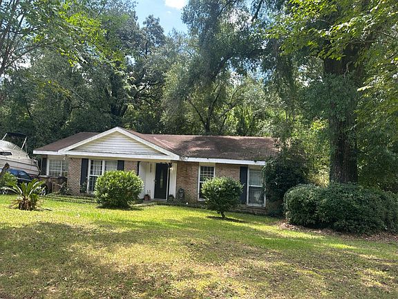 3rd image of 5909 Montfort Rd S