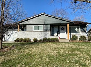 5325 N Arrow Dr, Peoria, IL