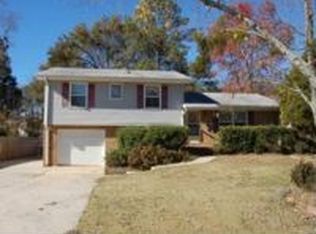 6183 Landover Cir, Morrow, GA 30260