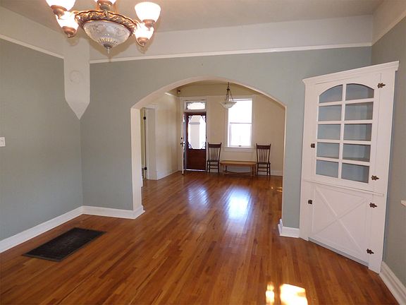 2nd image of 603 N A St