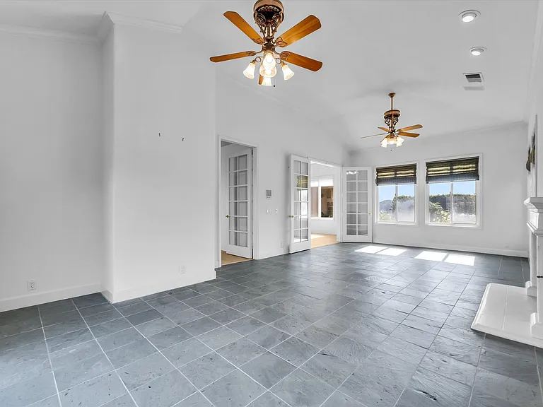5505 Blue Ridge Dr — Photo 12