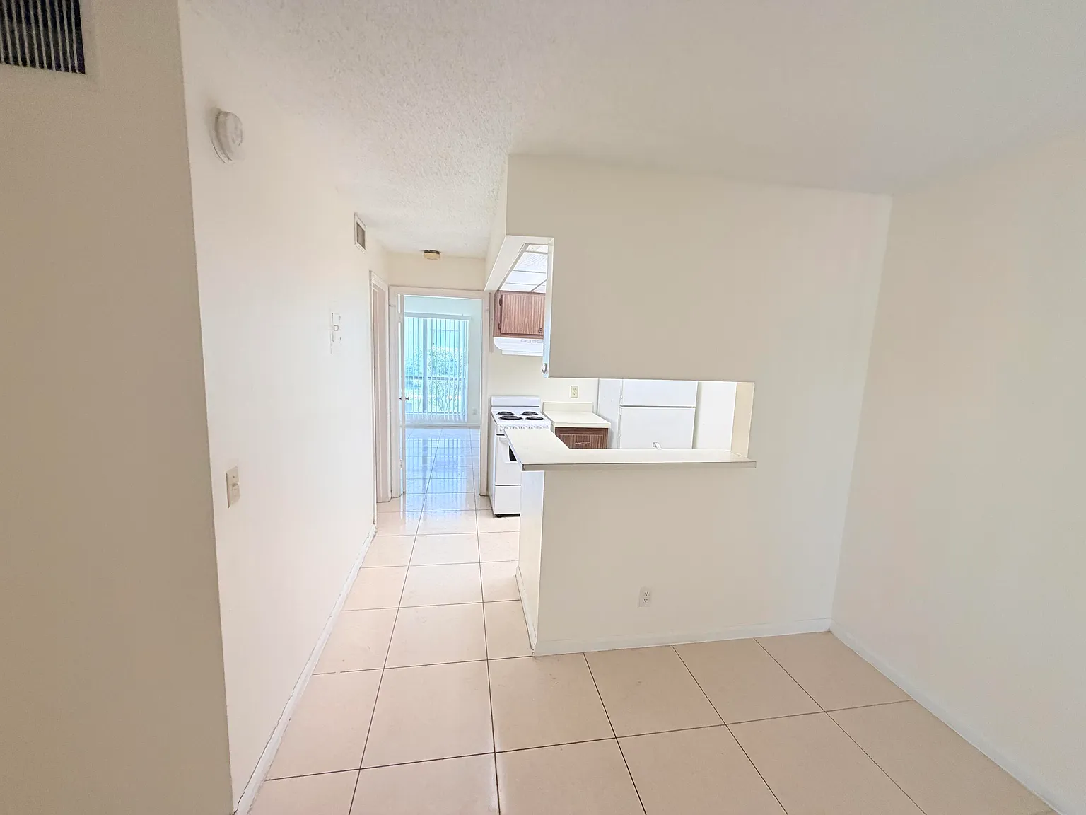 1 bed, 1.0 bath, 495 sqft, $1,500 — Photo 4