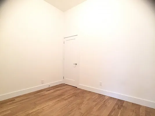 Rented by Bohemia Realty Group | media 13