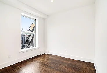 Rented by Akelius Real Estate Management