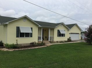 1155 Ashburn Rd, Monterey, TN 38574