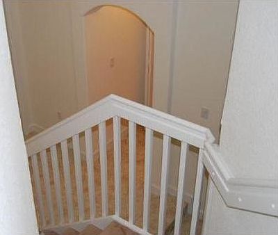 Building Photo 3