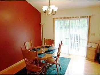 5th image of 14 Brook Run Ct