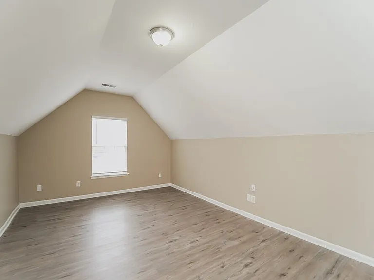 2637 Forest Grove Ct — Photo 16