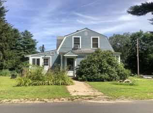 48 Parker Rd, Lancaster, MA 01523