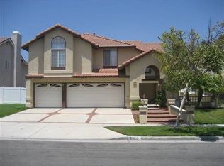 2925 Amber Dr, Corona, CA 92882