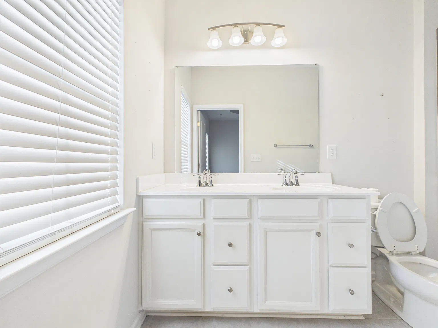 1205 Ashbury St, Charlotte, NC,28216 - 1 — Photo 3