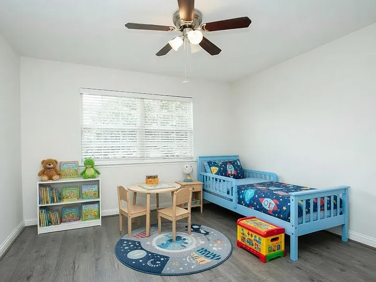 14641 Perthshire Rd — Photo 25