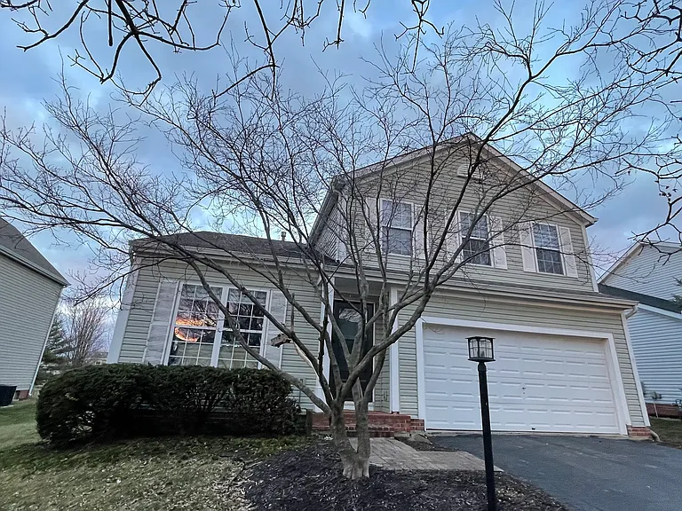 7740 Livingston Dr — Photo 7