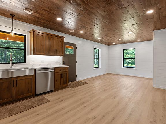 Main living/Kitchen