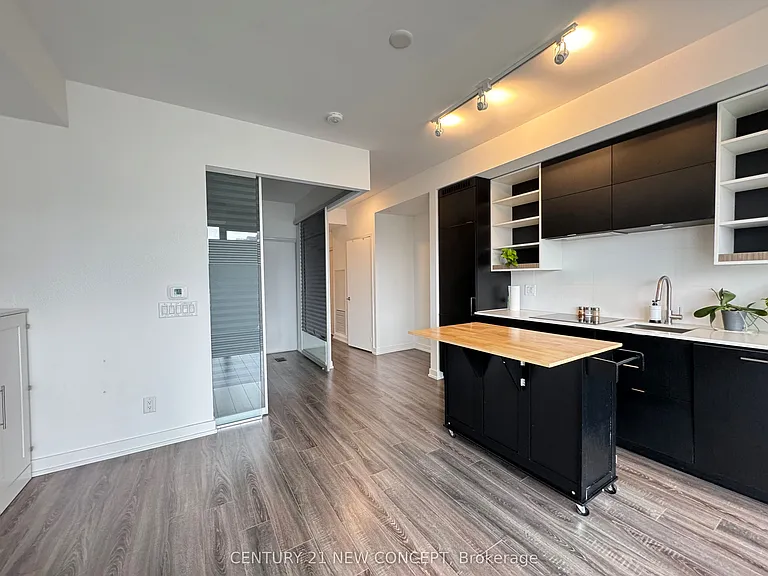 20 Edward St #2221 — Photo 15