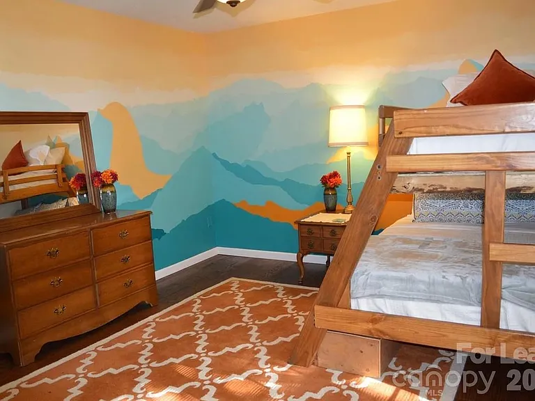 4167 Greenview Ct — Photo 11