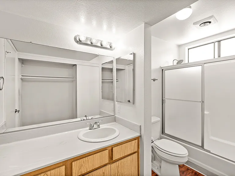 Woodman Place Apartments — Photo 5