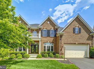 44405 Stone Roses Cir, Ashburn, VA 20147
