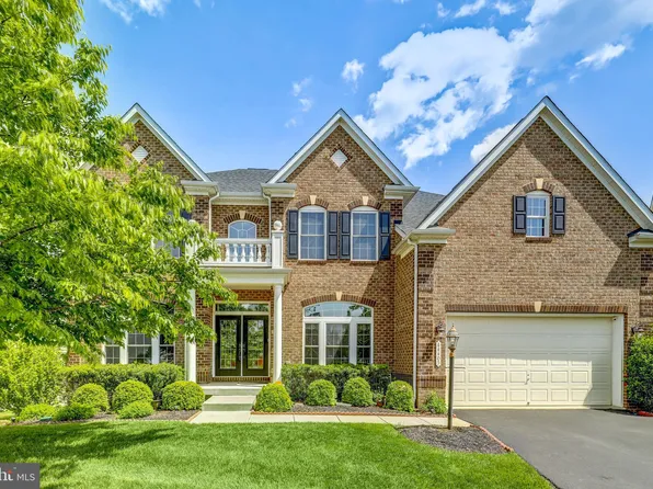 44405 Stone Roses Cir, Ashburn, VA 20147