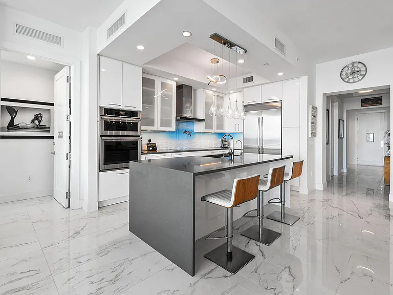 1 Water Club Way #Penthouse 2204 — Photo 5